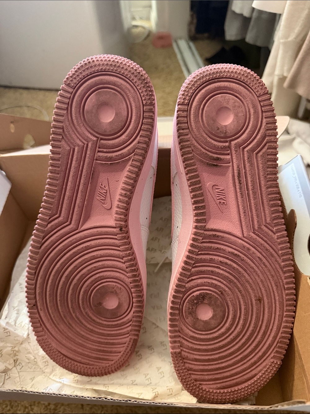 Nike Air Force 1 (GS) — White with Pink Foam Accents - Picture 7 of 10